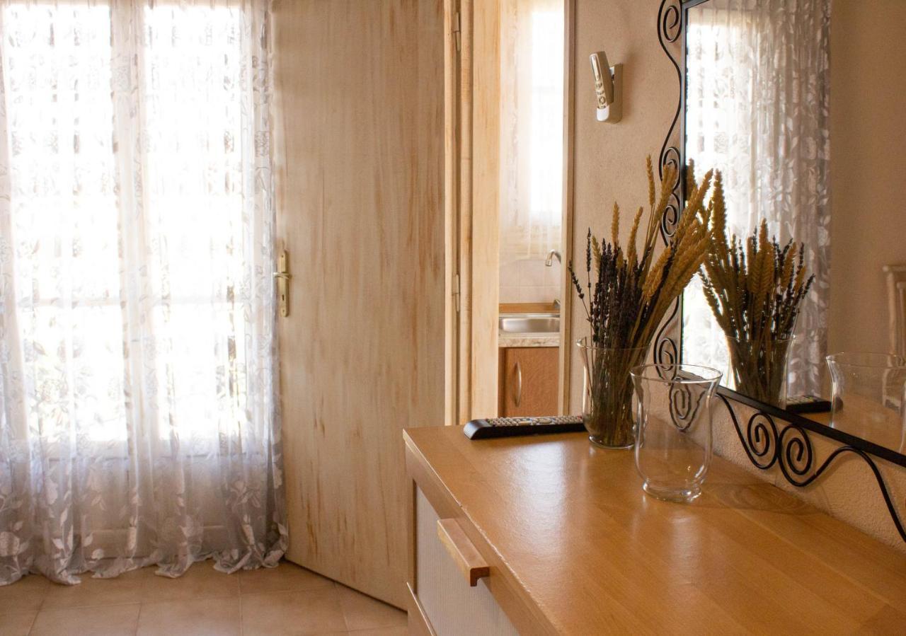 Cristina Apartments Γάιος Εξωτερικό φωτογραφία